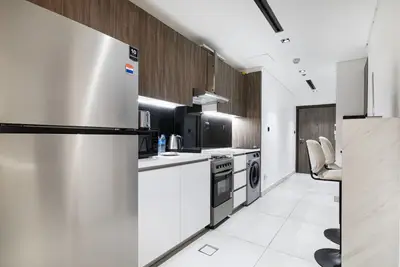 Marwa Heights | Cozy Studio with Rooftop Pool