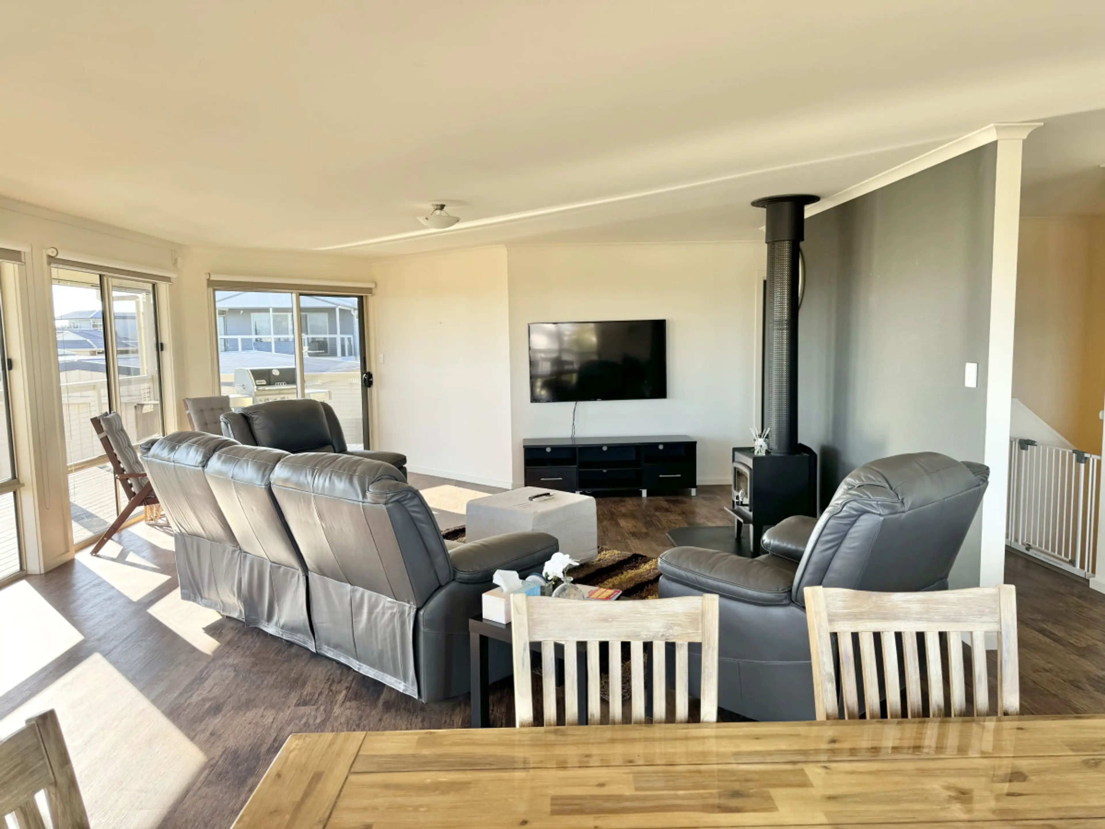 Upstairs Living Area