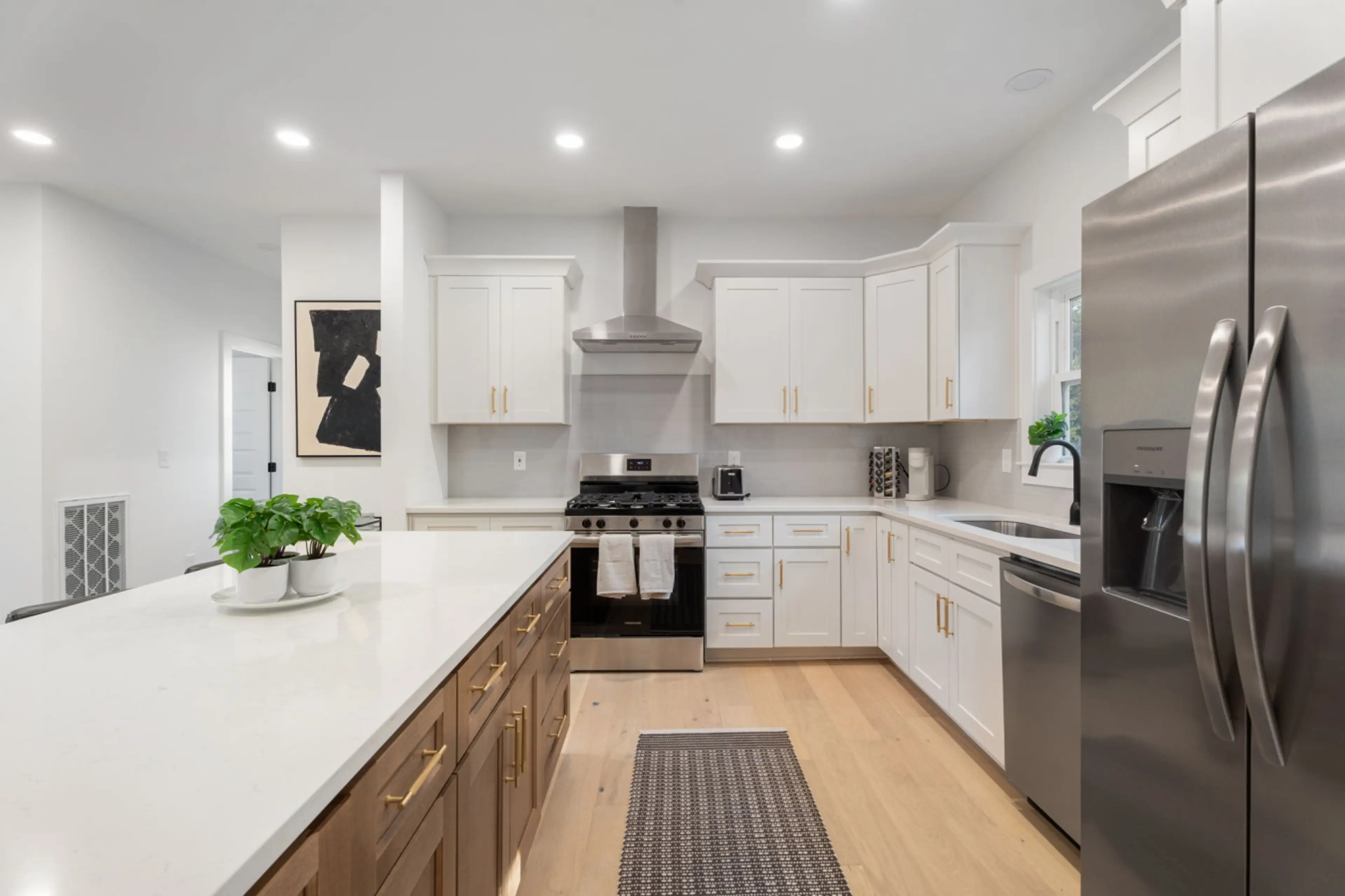 Large, modern, luxe kitchen with large island!