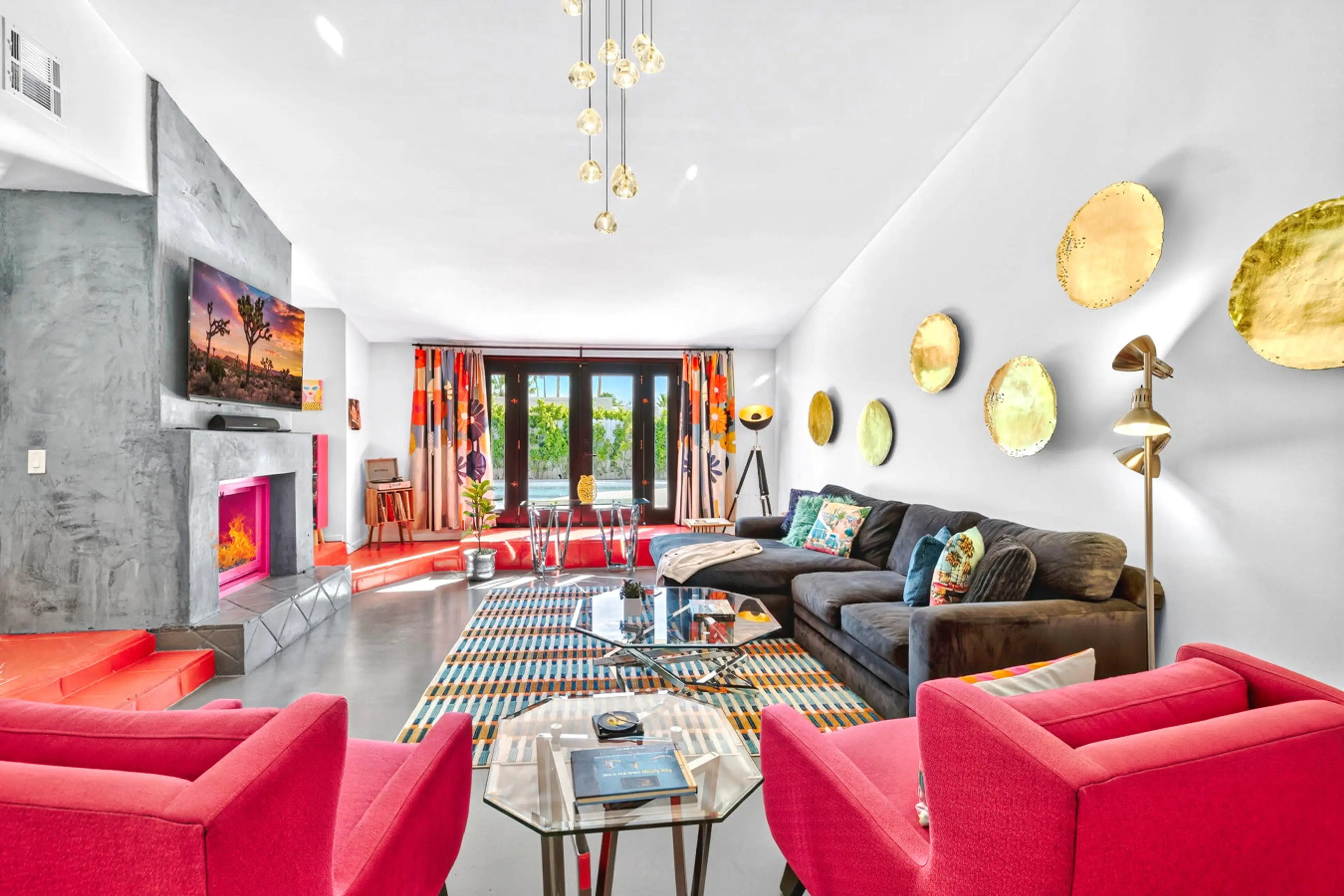 Bright retro design and playful décor welcome you inside.