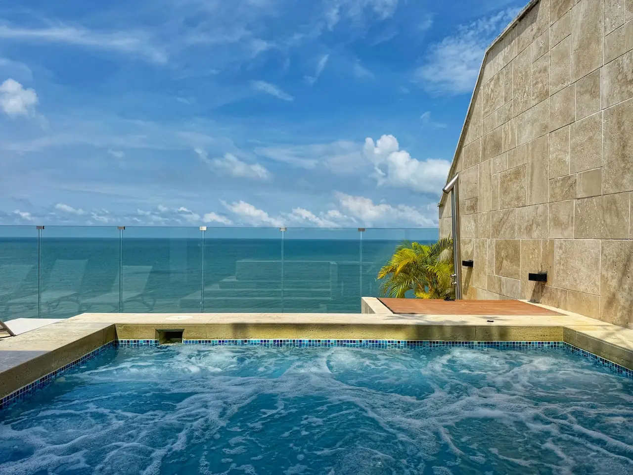 Spiaggia – Amazing Beach Dúplex – Infinity Pool - Image 34