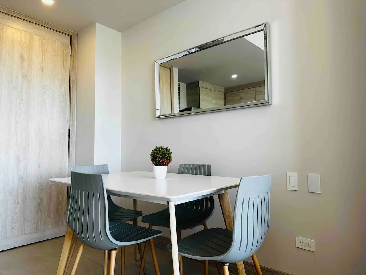 Loft Espectacular de Playa | Balcón y Confort - Image 16