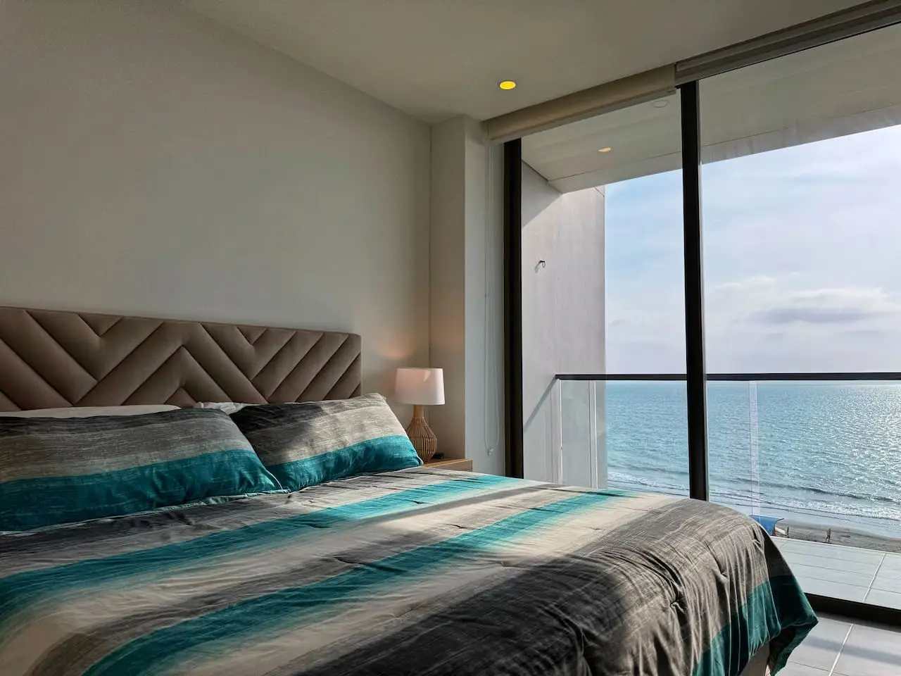 ¡Mágico Apartamento – Vista Infinita al Mar! - Image 10