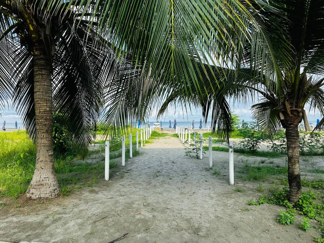 ¡Mágico Apartamento – Vista Infinita al Mar! - Image 35