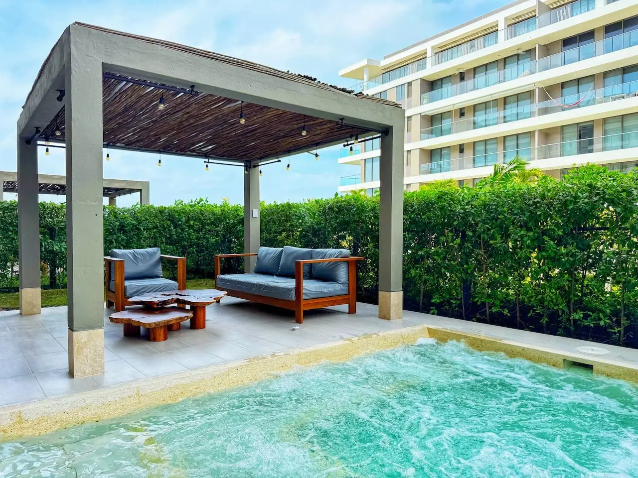 Exclusive Apartment + Private Pool + Beach! - Image 60