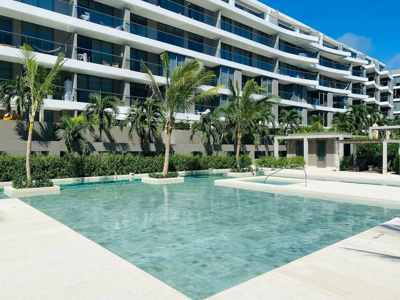 Exclusive Apartment + Private Pool + Beach! - Image 29