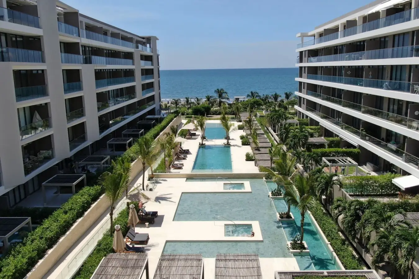 Exclusive Apartment + Private Pool + Beach! - Image 27
