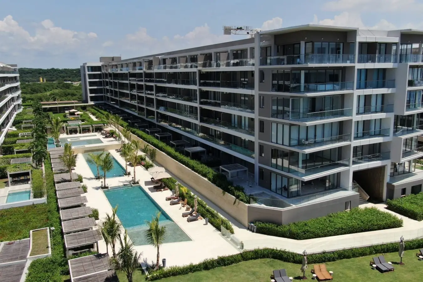 Exclusive Apartment + Private Pool + Beach! - Image 23