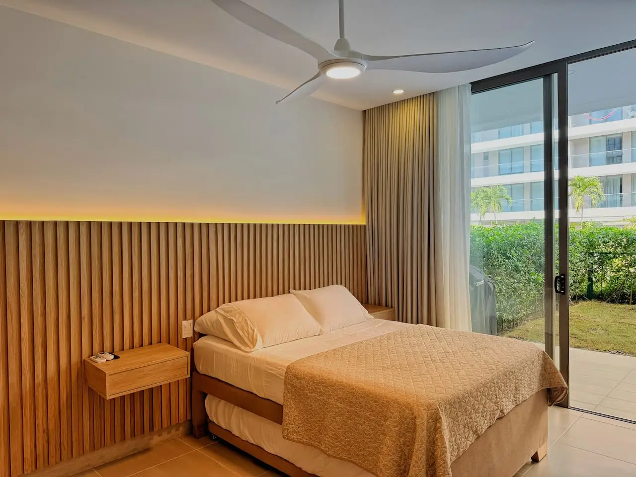 Exclusive Apartment + Private Pool + Beach! - Image 13