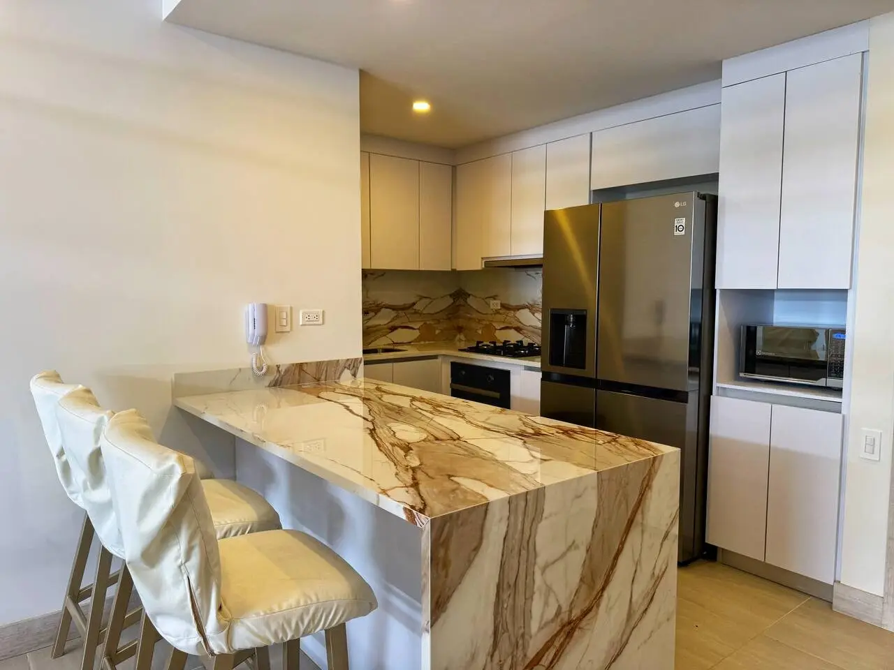 Exclusive Apartment + Private Pool + Beach! - Image 7