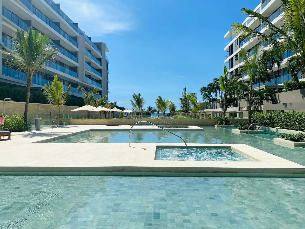 Exclusive Apartment + Private Pool + Beach! - Image 28