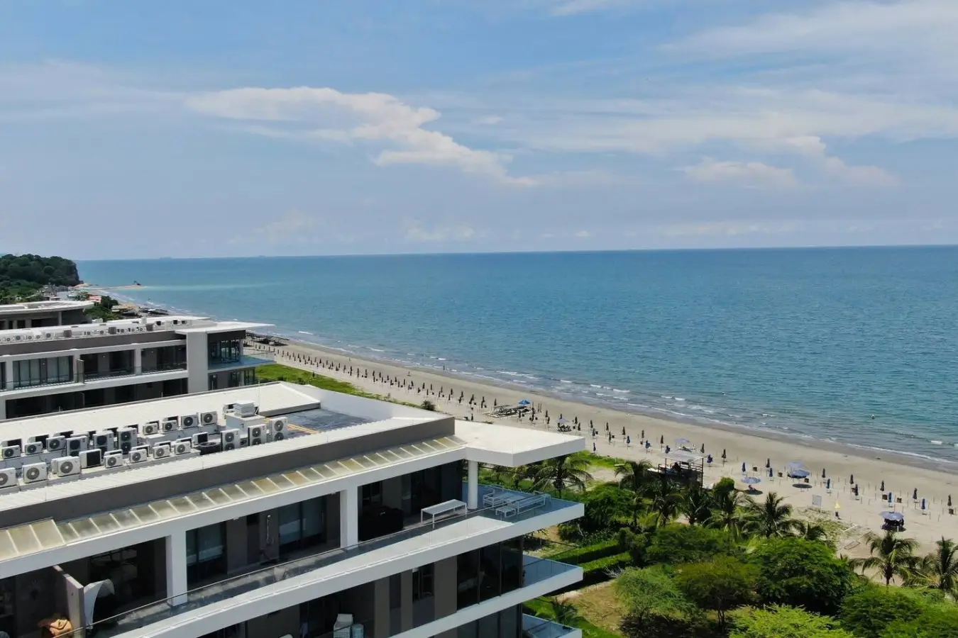 Exclusive Apartment + Private Pool + Beach! - Image 30