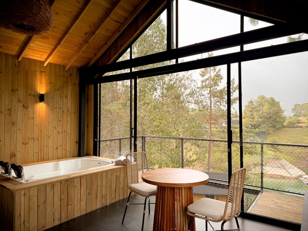 Cabin • Jacuzzi + Lake View + Forest - Image 5