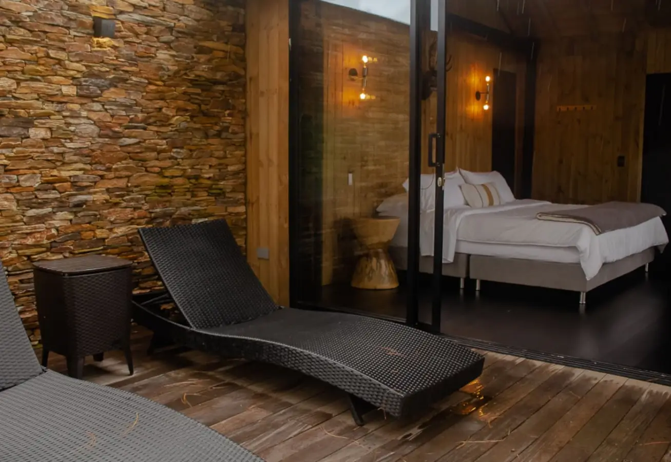 Cabin • Jacuzzi + Lake View + Forest - Image 27