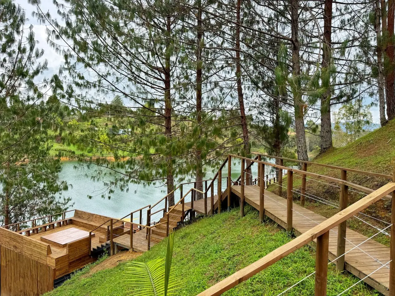 Cabin • Jacuzzi + Lakefront + Forest - Image 41