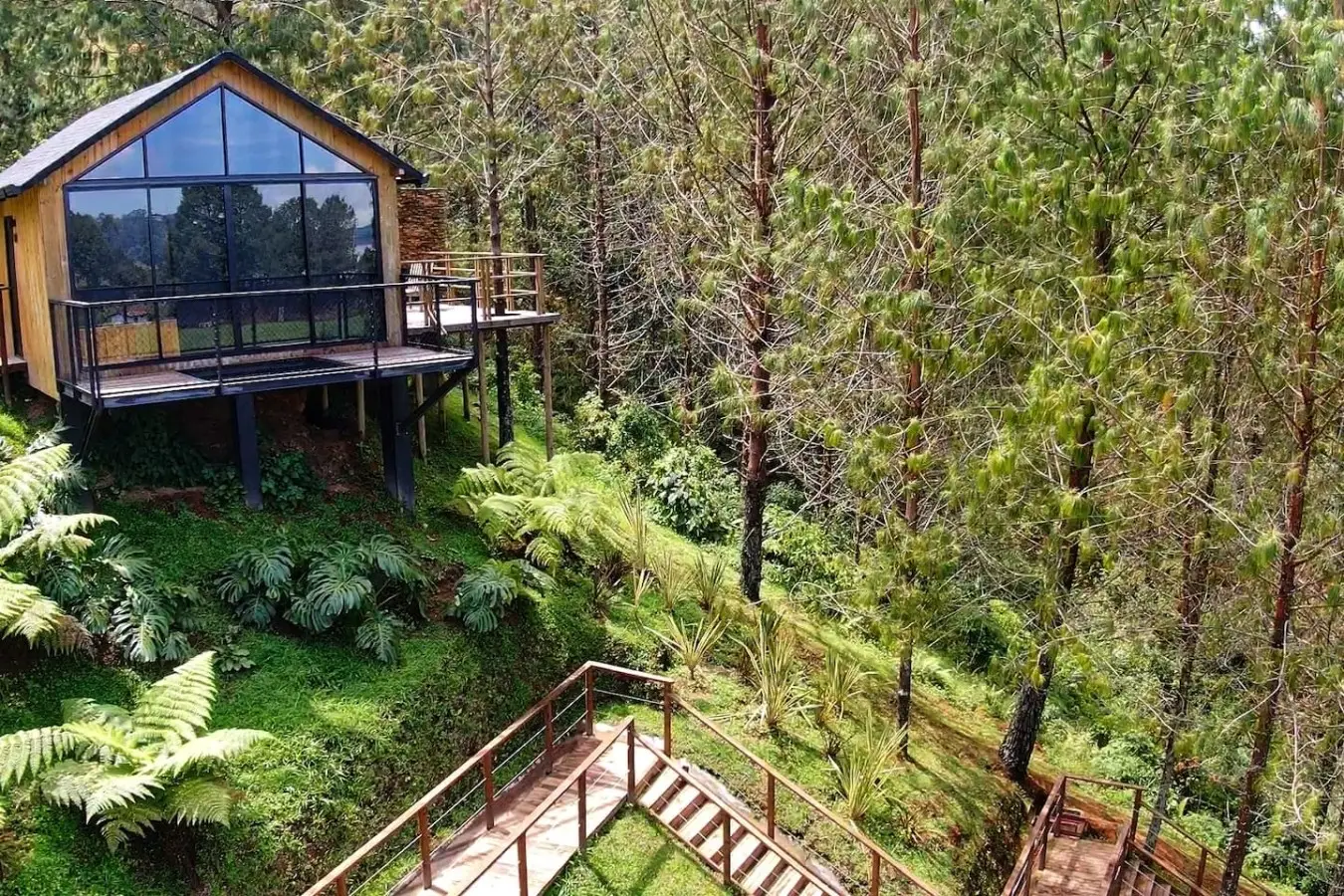 Cabin • Jacuzzi + Lakefront + Forest - Image 1
