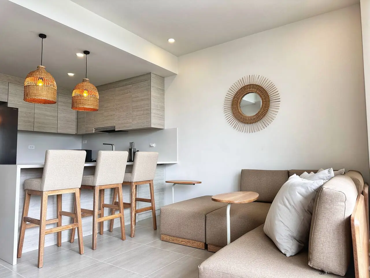 Spectacular Beach front Apartment! - Image 3