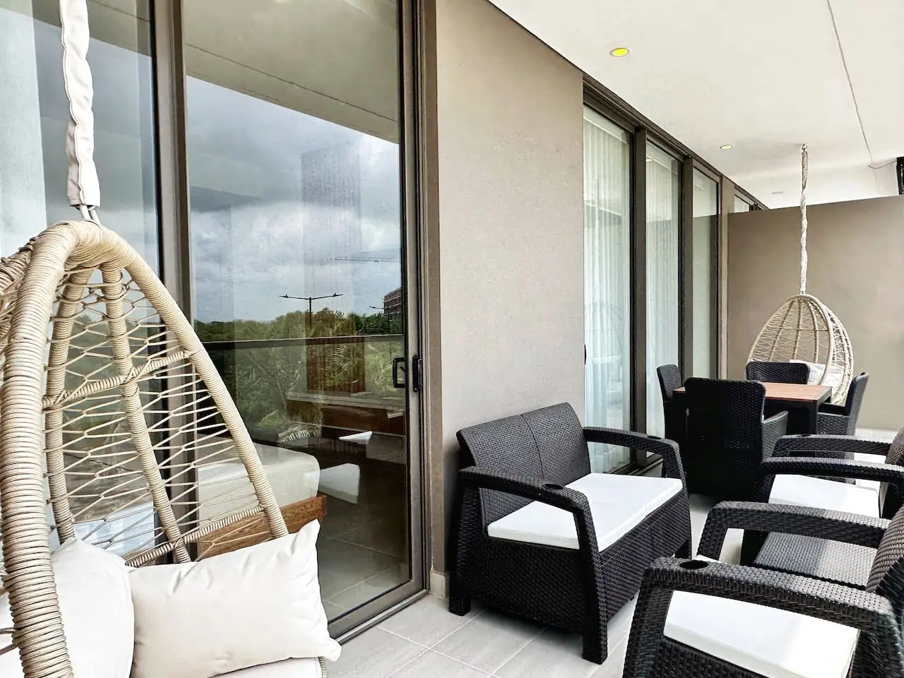 Spectacular Beach front Apartment! - Image 19