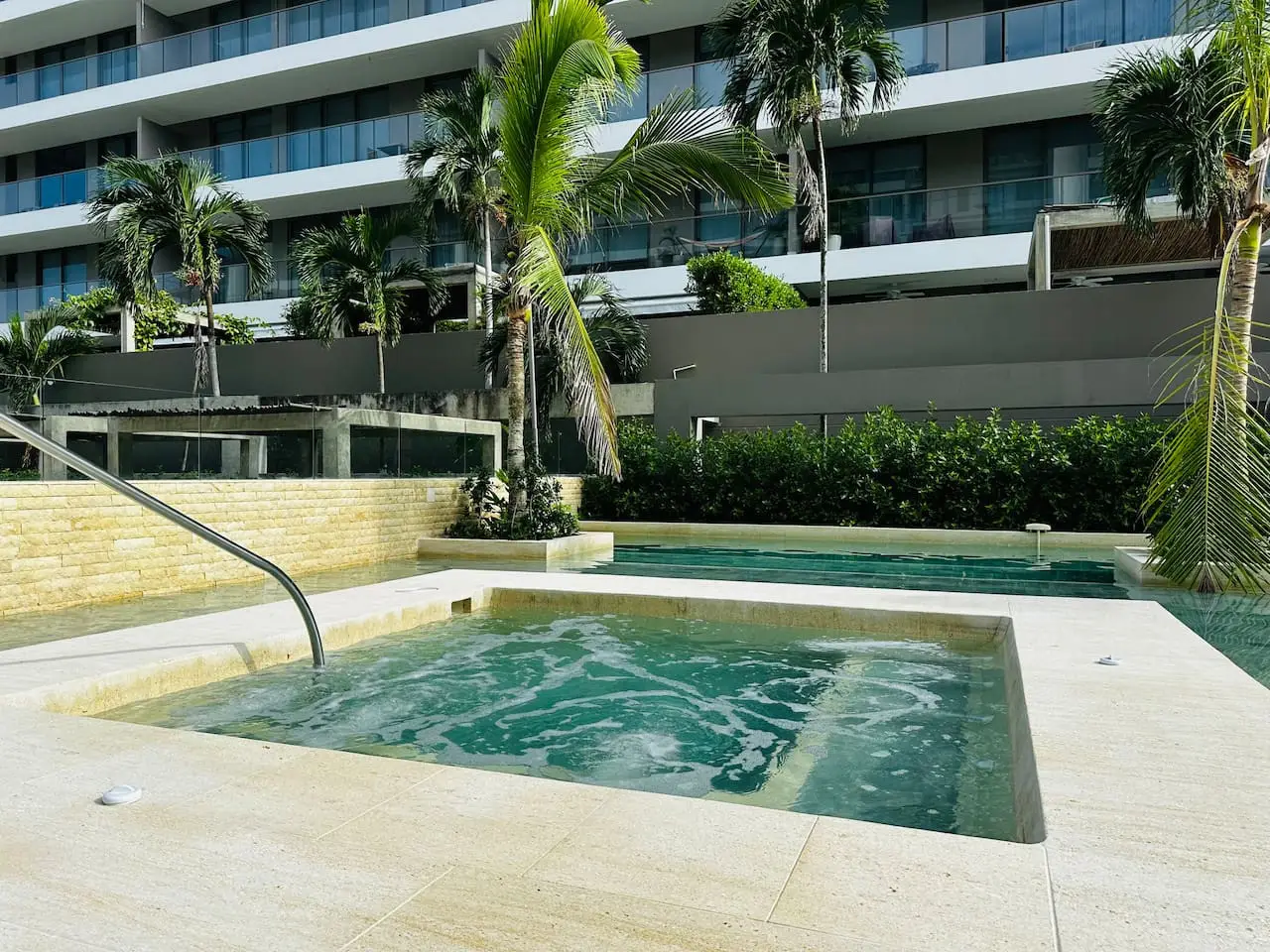 Spectacular Beach front Apartment! - Image 67