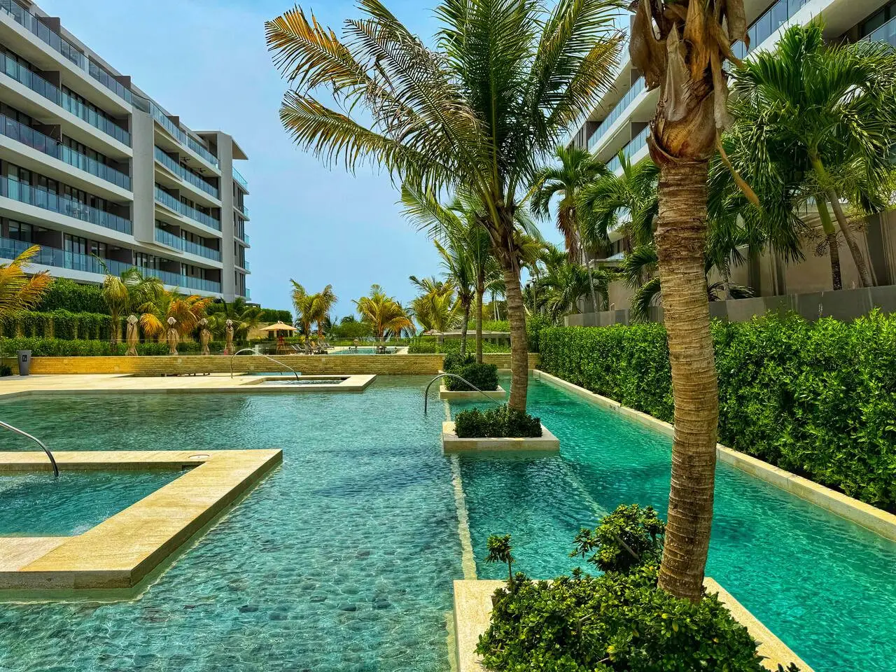 Spectacular Beach front Apartment! - Image 1