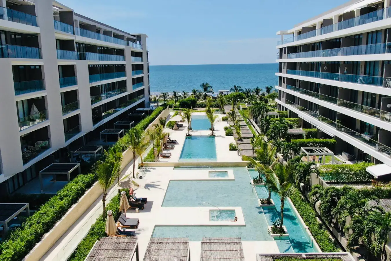 Spectacular Beach front Apartment! - Image 93