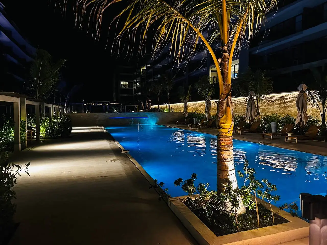 Spectacular Beach front Apartment! - Image 83