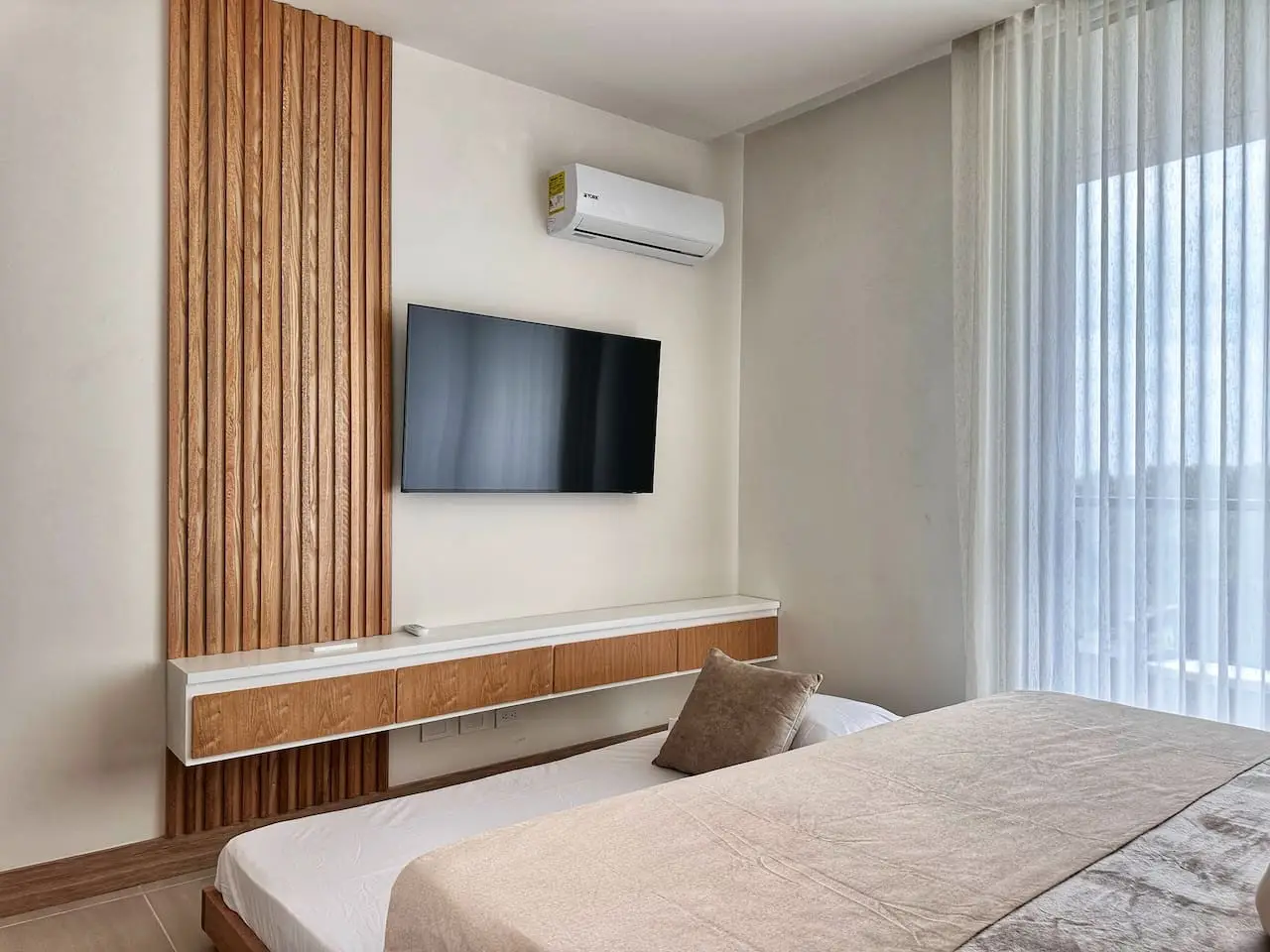 Spectacular Beach front Apartment! - Image 23