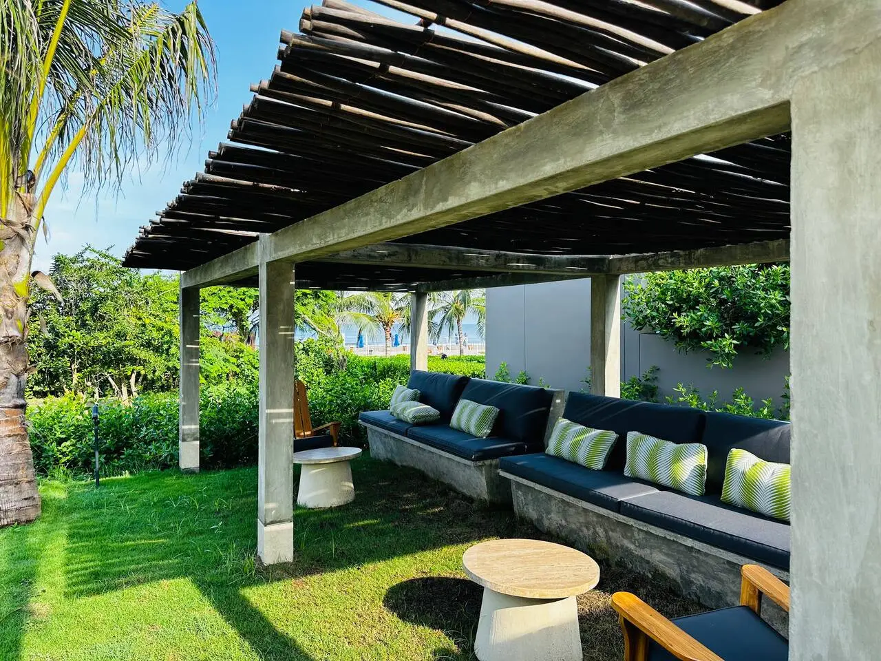 Spectacular Beach front Apartment! - Image 52