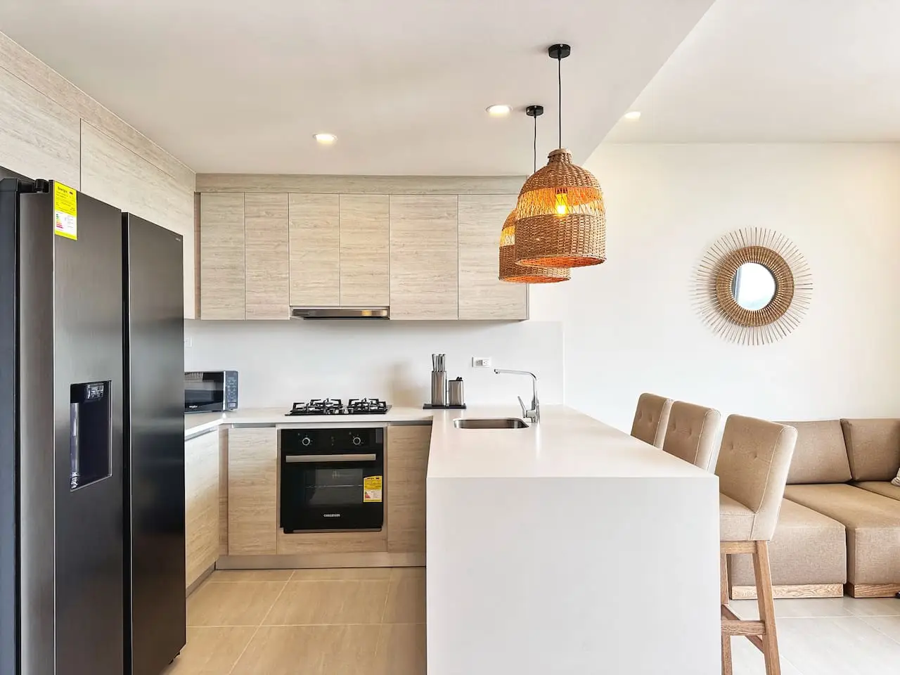 Spectacular Beach front Apartment! - Image 14
