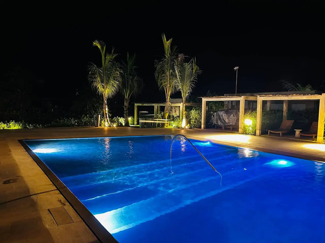 Spectacular Beach front Apartment! - Image 82