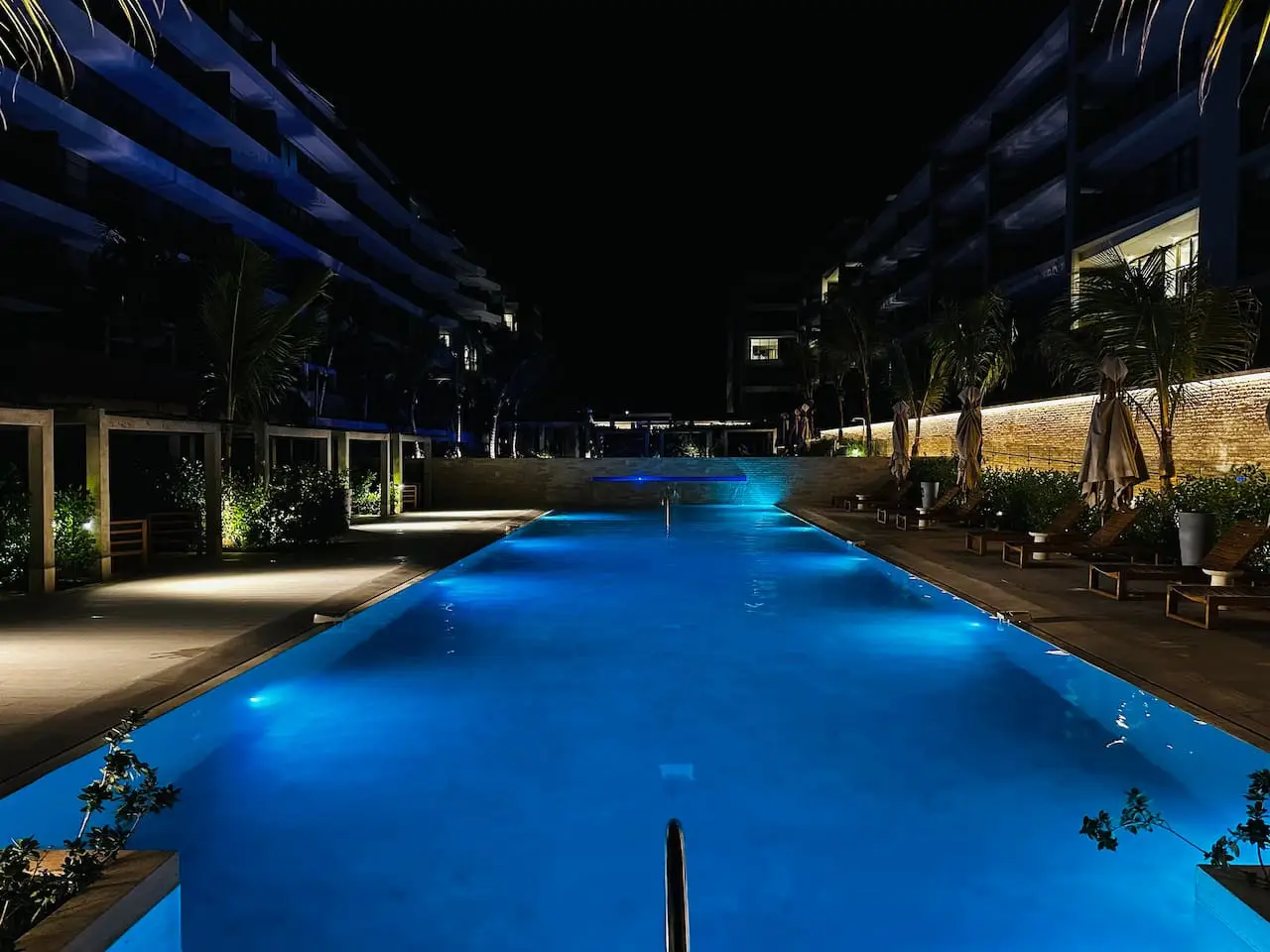Spectacular Beach front Apartment! - Image 90