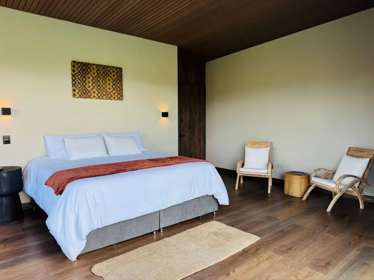 Exclusive Villa • Lake View + Forest - Image 14