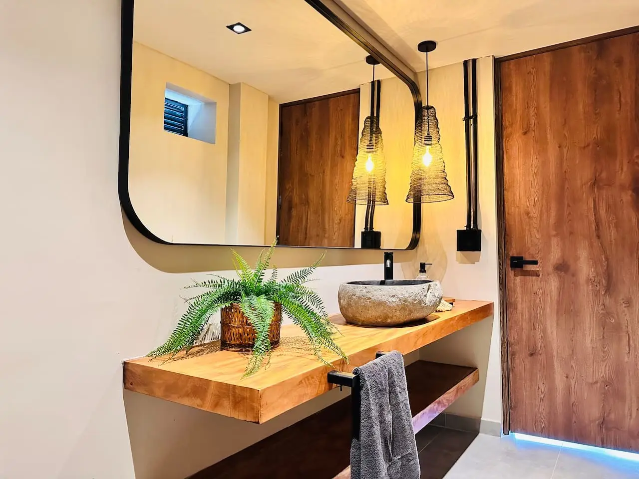 Exclusive Villa • Lake View + Forest - Image 34