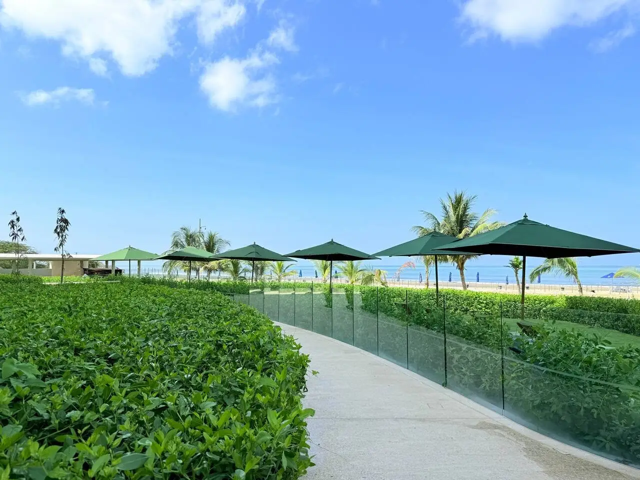 Magnificent Apartment + Beach + Jacuzzis! - Image 57