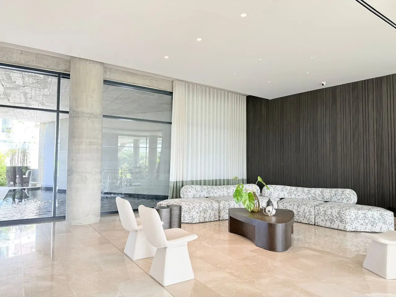 Magnificent Apartment + Beach + Jacuzzis! - Image 105