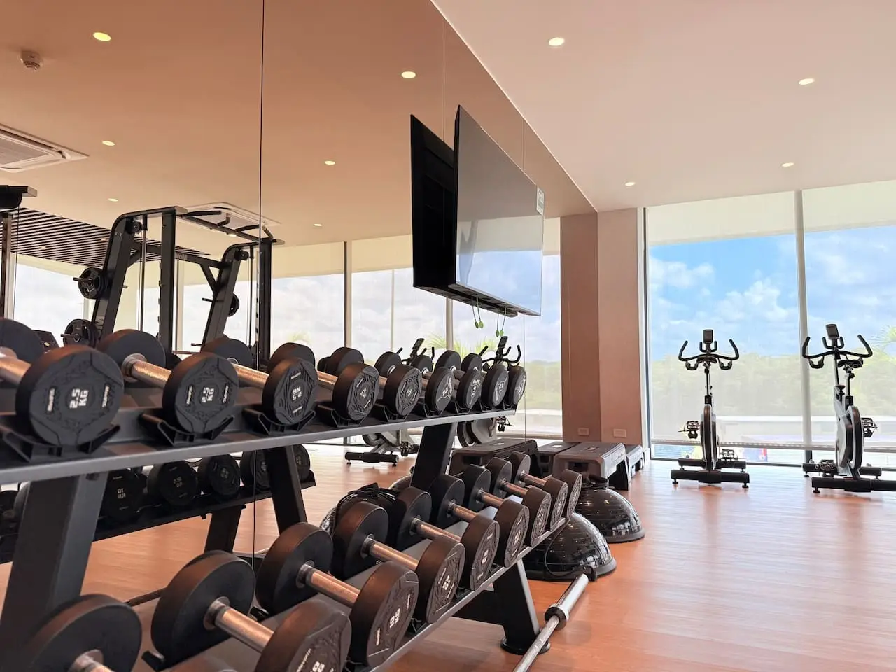 Magnificent Apartment + Beach + Jacuzzis! - Image 42