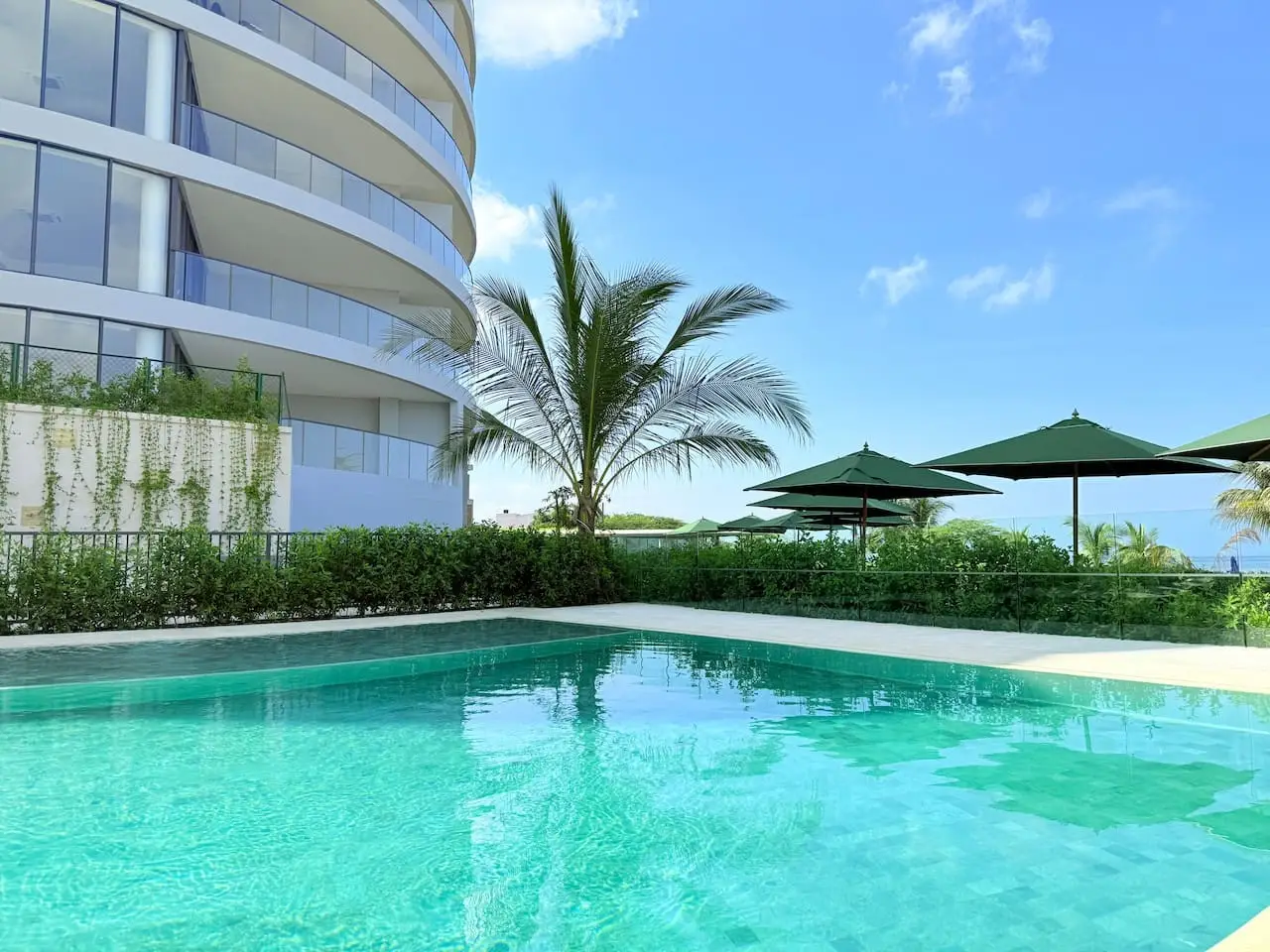 Magnificent Apartment + Beach + Jacuzzis! - Image 69