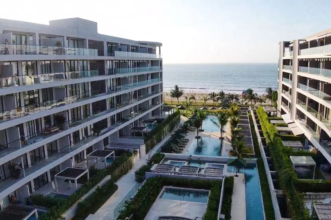 Magnificent Apartment + Beach + Jacuzzis! - Image 15