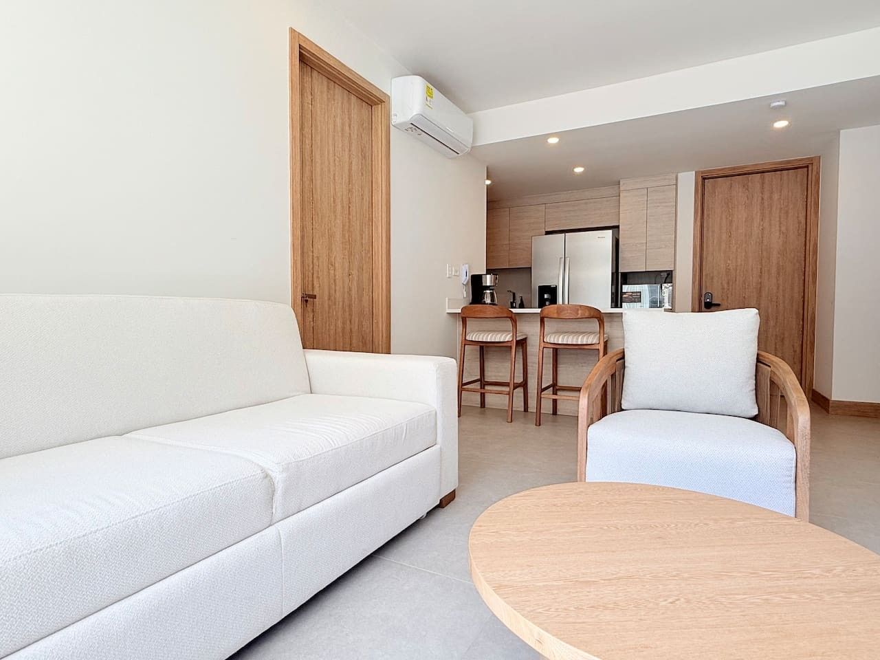 Exclusive Apartment | Private Pool | Beachfront - Image 5