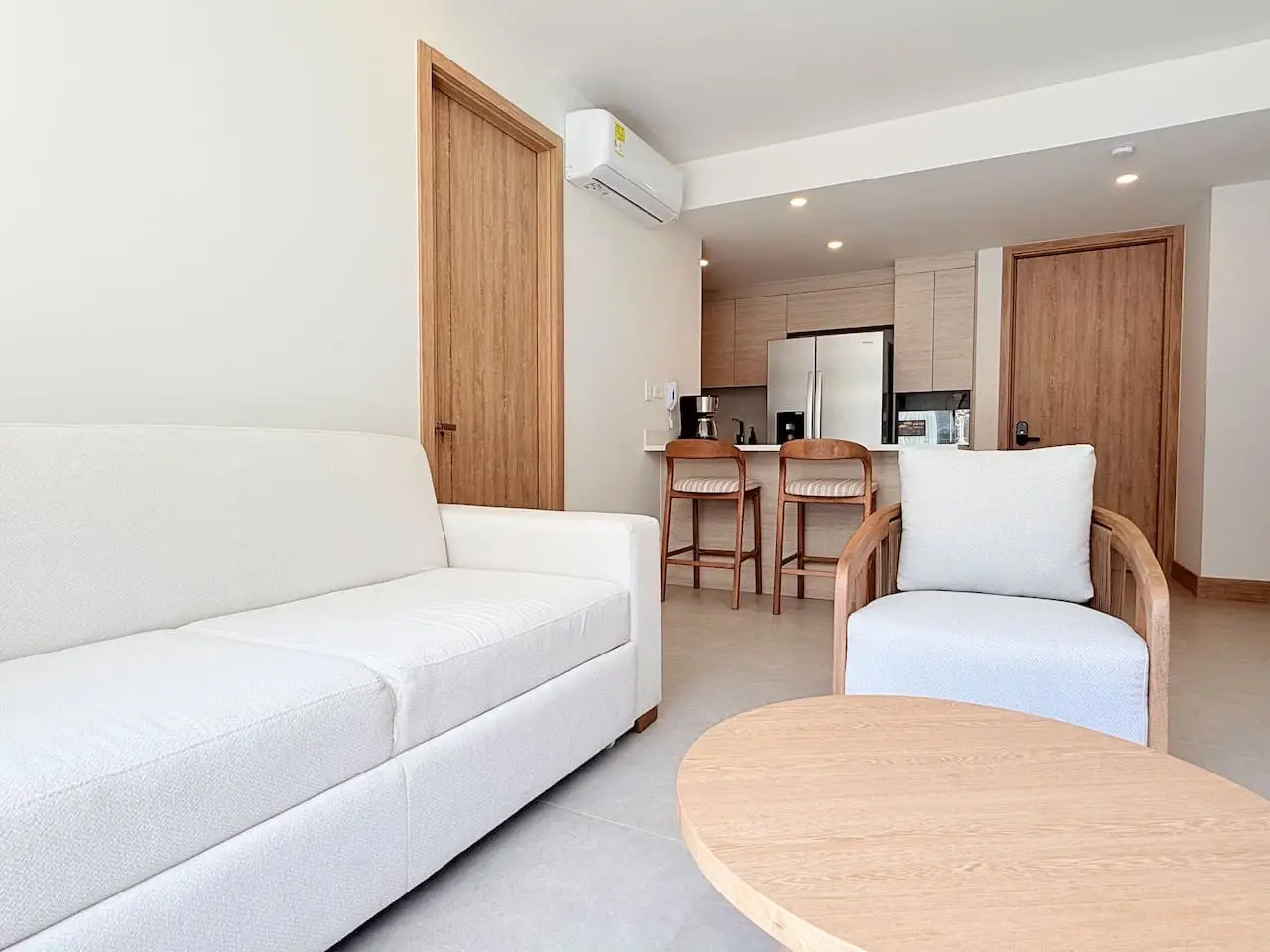 Exclusive Apartment | Private Pool | Beachfront - Image 5