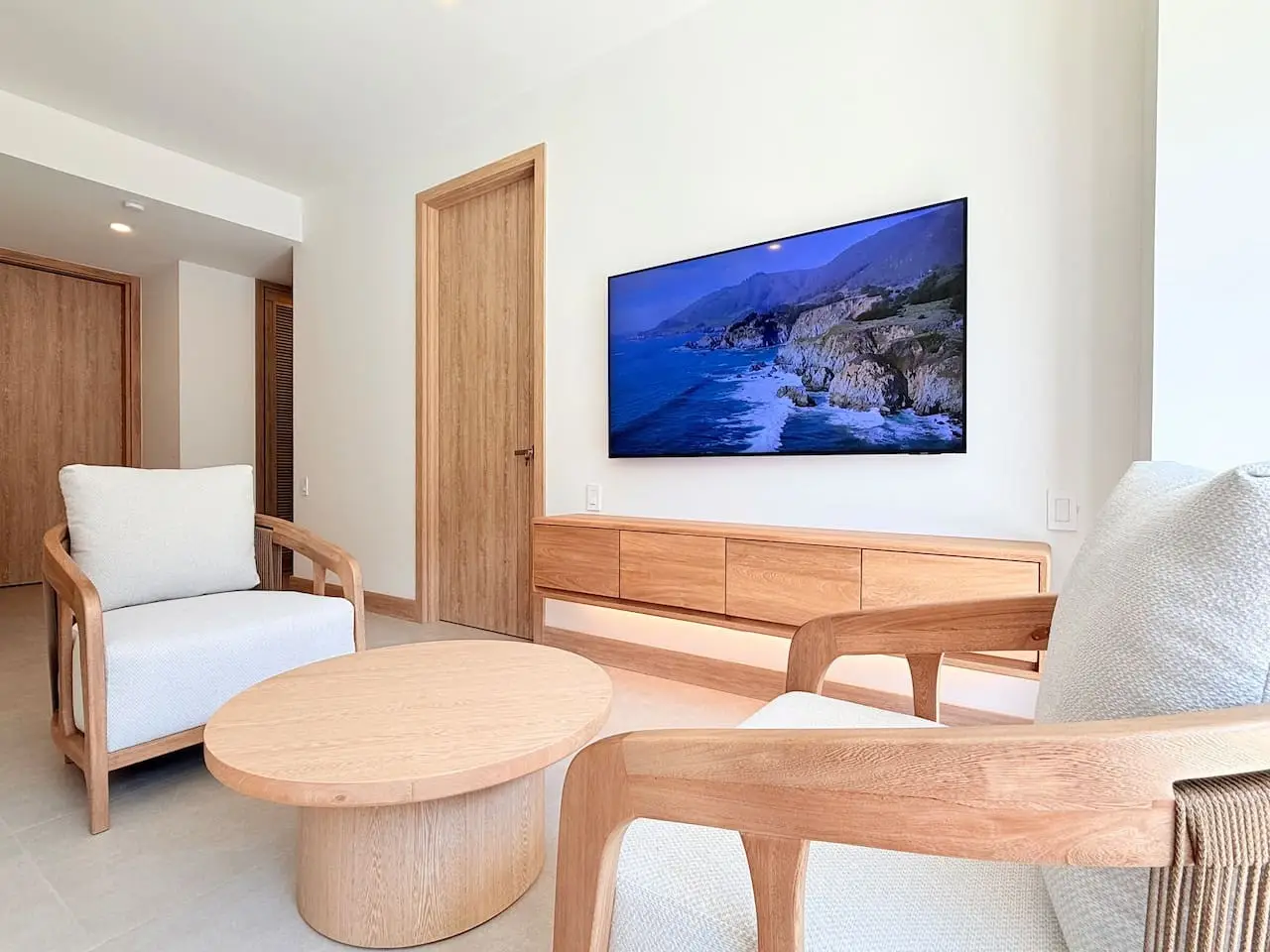 Exclusive Apartment | Private Pool | Beachfront - Image 33