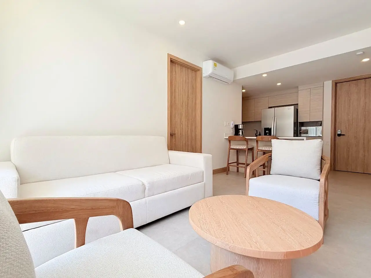 Exclusive Apartment | Private Pool | Beachfront - Image 31