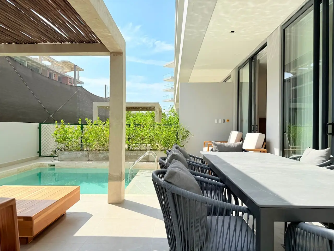 Exclusive Apartment | Private Pool | Beachfront - Image 52