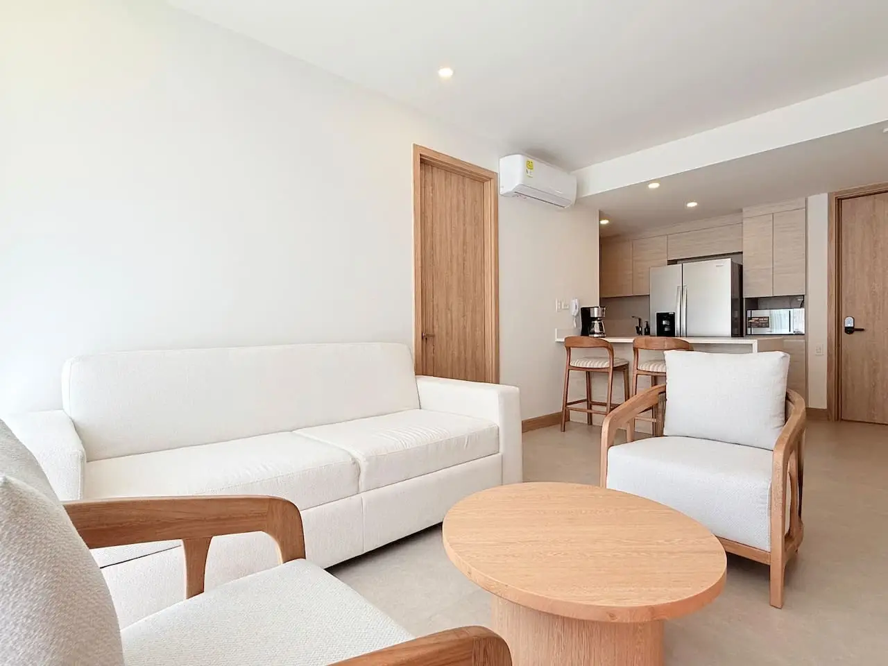 Exclusive Apartment | Private Pool | Beachfront - Image 35