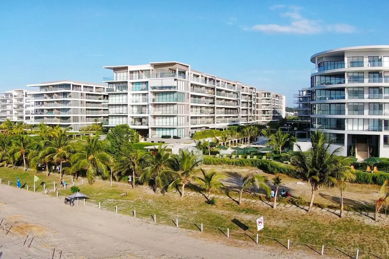 Exclusive Apartment | Private Pool | Beachfront - Image 70