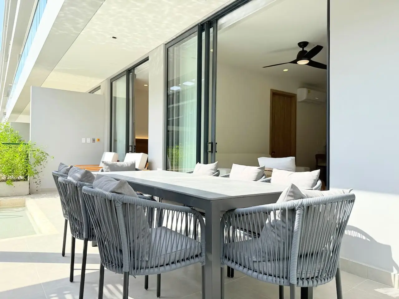 Exclusive Apartment | Private Pool | Beachfront - Image 45