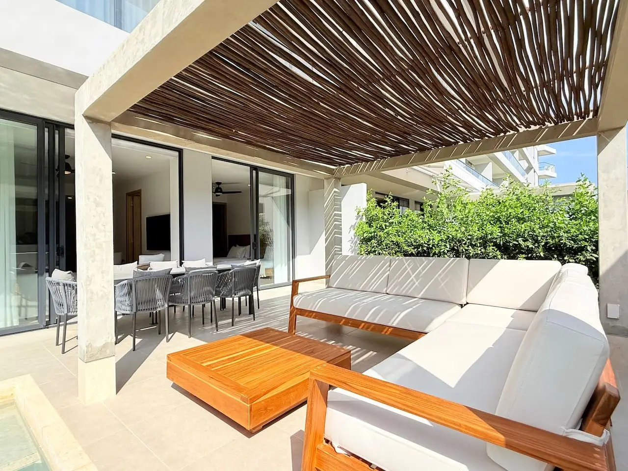 Exclusive Apartment | Private Pool | Beachfront - Image 51