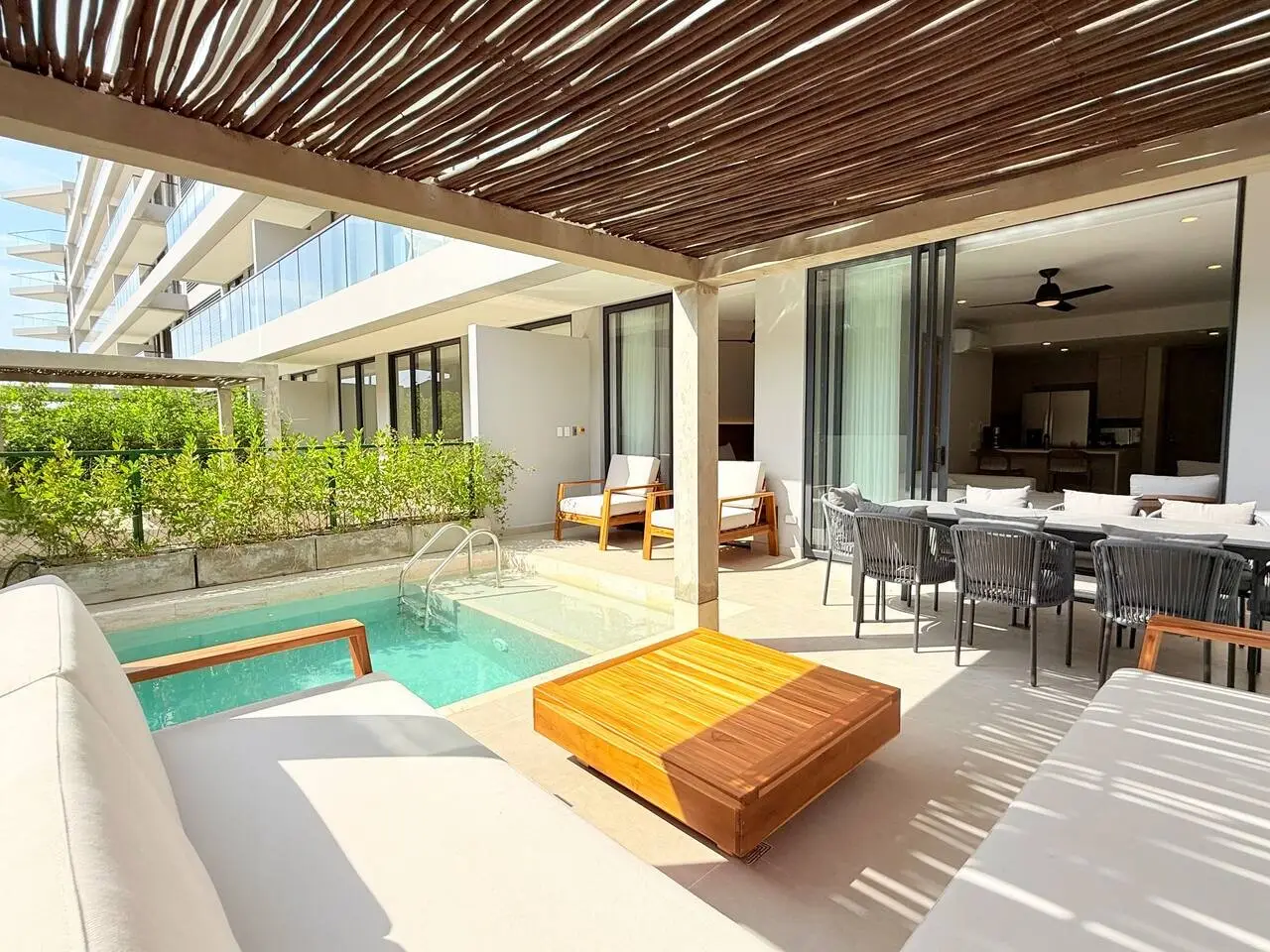 Exclusive Apartment | Private Pool | Beachfront - Image 48