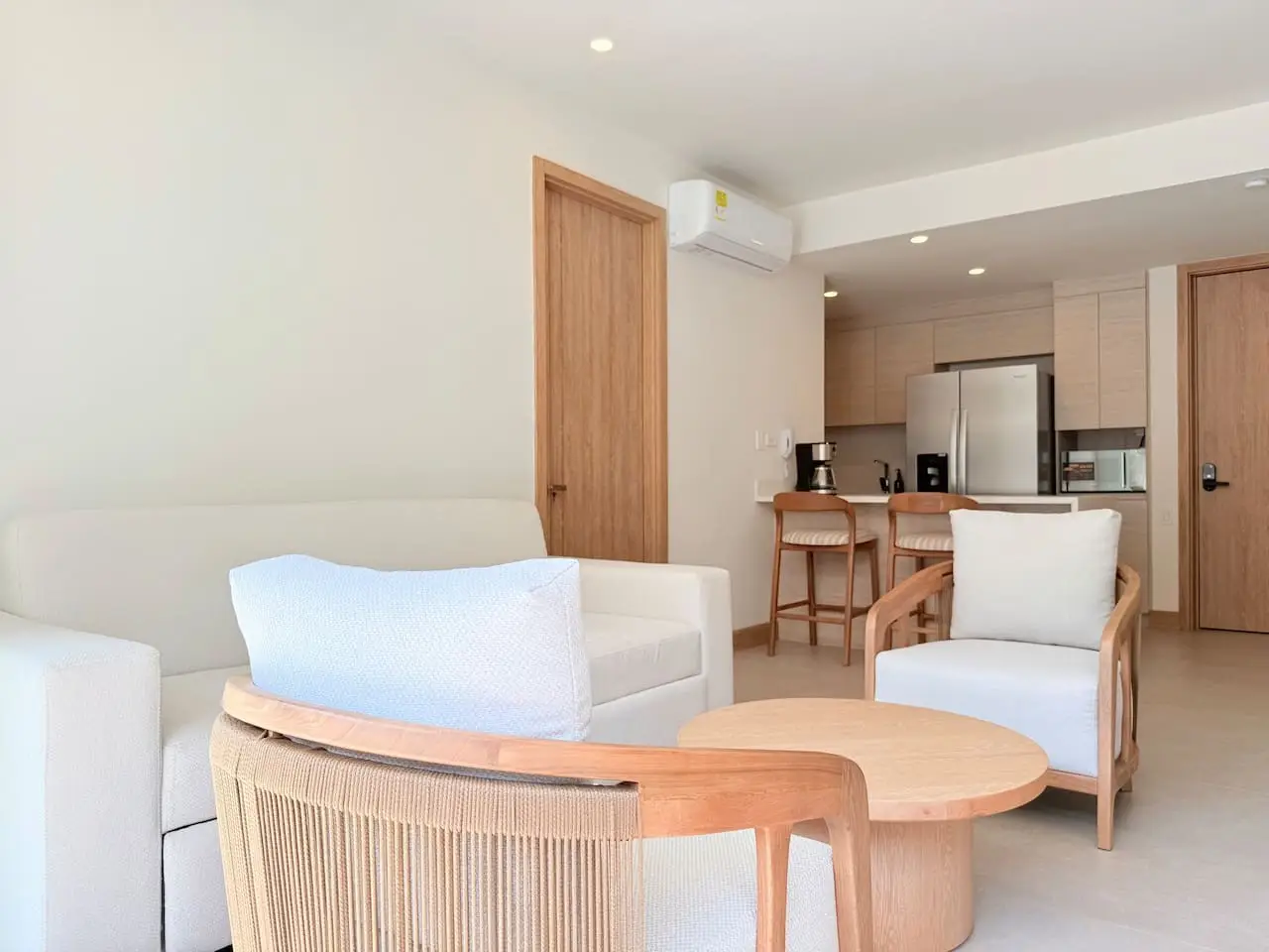 Exclusive Apartment | Private Pool | Beachfront - Image 36