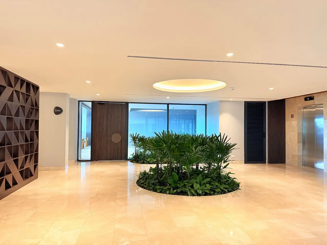 Beachfront Apartment | Private Pool | Morros Kai - Image 35